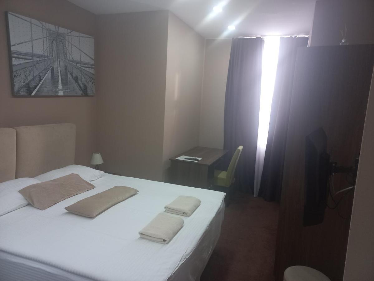 Hotel Usce Шабац Экстерьер фото