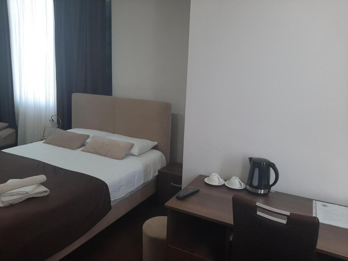 Hotel Usce Шабац Экстерьер фото