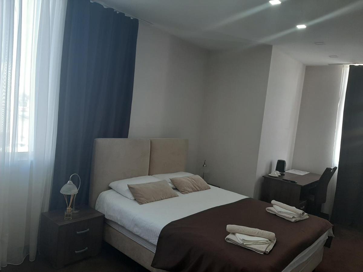 Hotel Usce Шабац Экстерьер фото