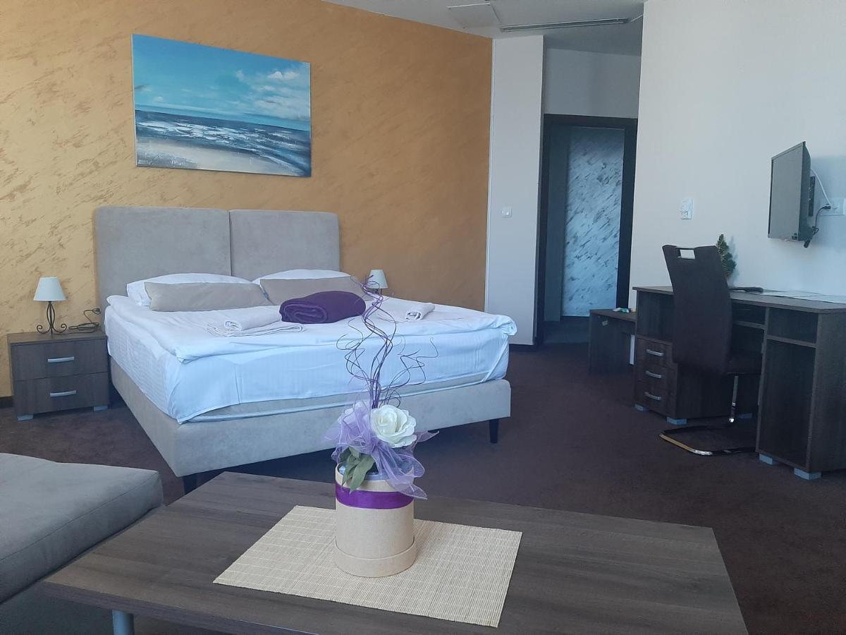 Hotel Usce Шабац Экстерьер фото